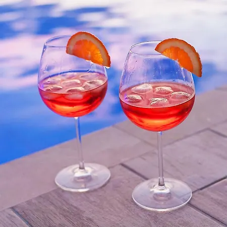 Ocean View Villa, 5 Bedrooms, Private Pool, Bbq, Wifi & Satelite Tv Agios Amvrosios (Kyrenia)