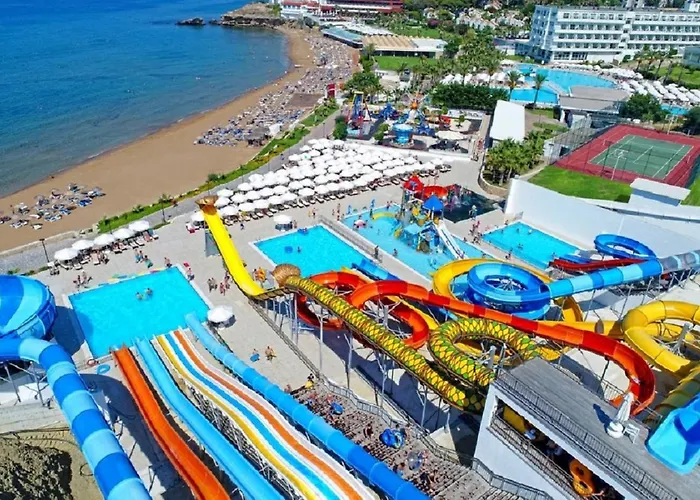 Vila Ocean View Villa, 5 Bedrooms, Private Pool, Bbq, Wifi & Satelite Tv Agios Amvrosios (Kyrenia)